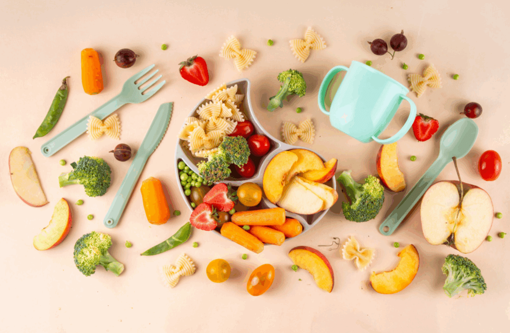 Healthy snacks, no-added sugar toddler snacks, sustainable pouches, sustainable containers, eco-friendly food storage, healthy baby food. Healthy Baby and Toddler Snacks. No Added Sugar Snacks. 