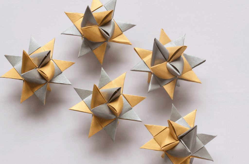 Decorate Sustainably. Eco-Friendly Holiday Decorations. Sustainable Christmas Decorations. Eco-Friendly Holiday Decor. How to Decorate Sustainably for Christmas.